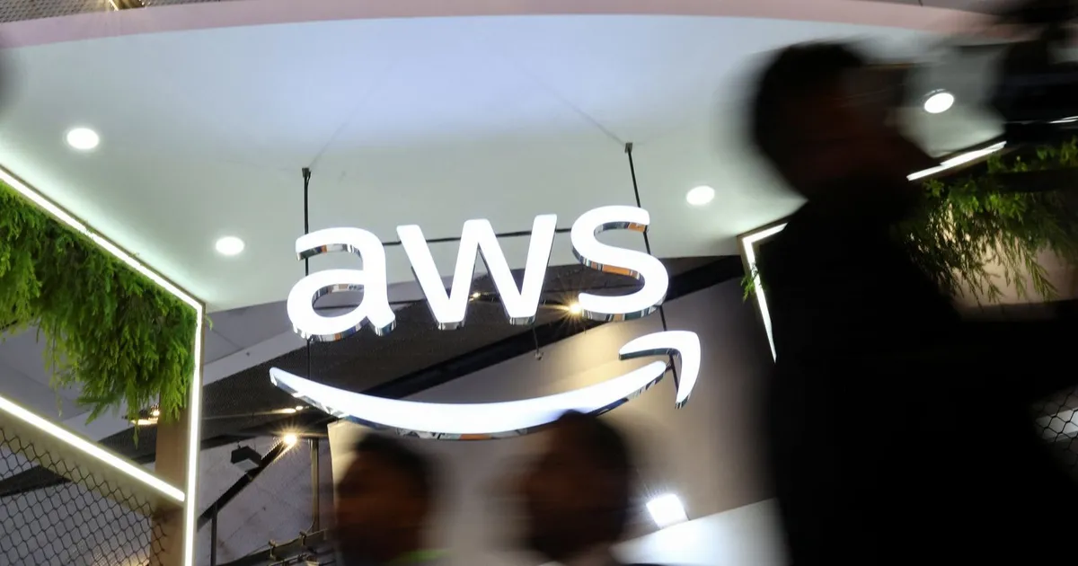 عطل AWS يشل منصات كبرى