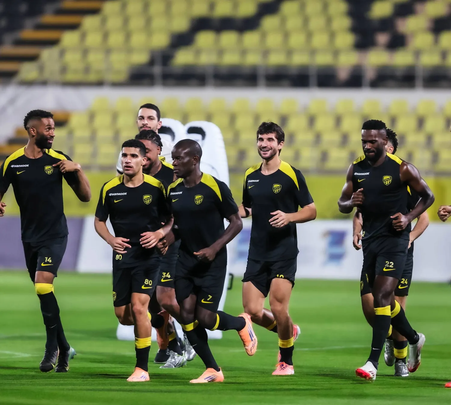 موعد ديربي البحر بين الاتحاد والهلال في الجولة 8 من دوري روشن