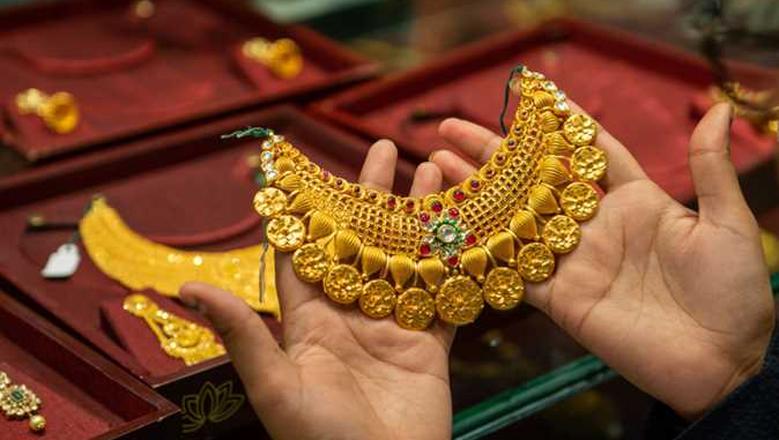 أسعار الذهب اليوم.. تقلبات جديدة في الأسواق العالمية وعيار 21 يرتفع في مصر