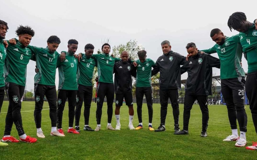 اضطرابات تضرب معسكر منتخب السعودية.. واستدعاءات جديدة