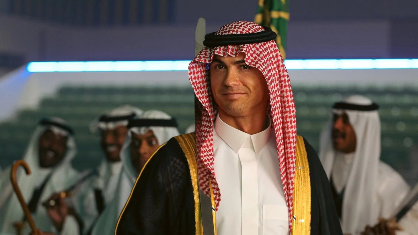 رونالدو يفتخر بتواجده بالسعودية