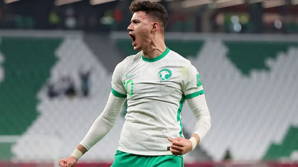 الحمدان يكشف أسرار أزمة المنتخب السعودي الهجومية