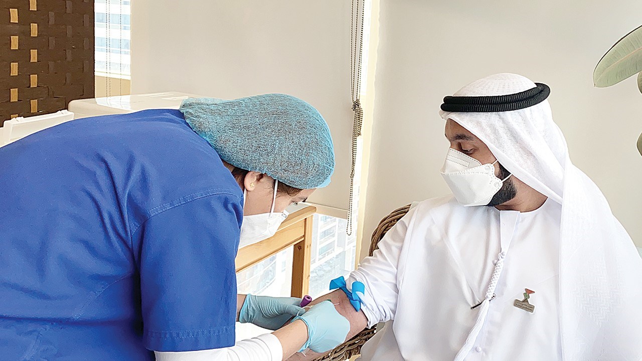 الإمارات تقترب من إنجاز أكبر مشروع للتسلسل الجينومي في العالم