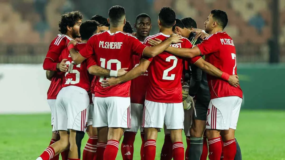 قائمة الأهلي في مواجهة الجيش الملكي المغربي