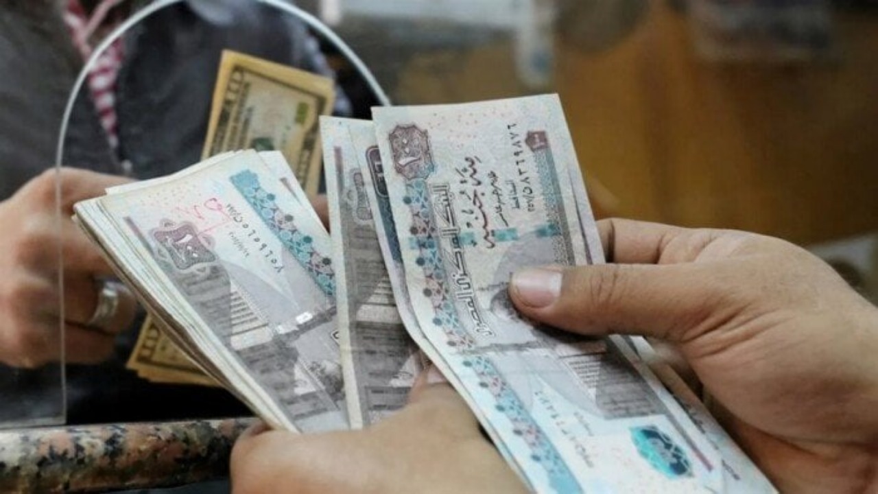 منحة استثنائية لأصحاب المعاشات في مصر