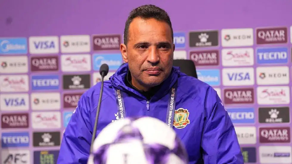 مؤمن سليمان يتحدى الهلال السعودي