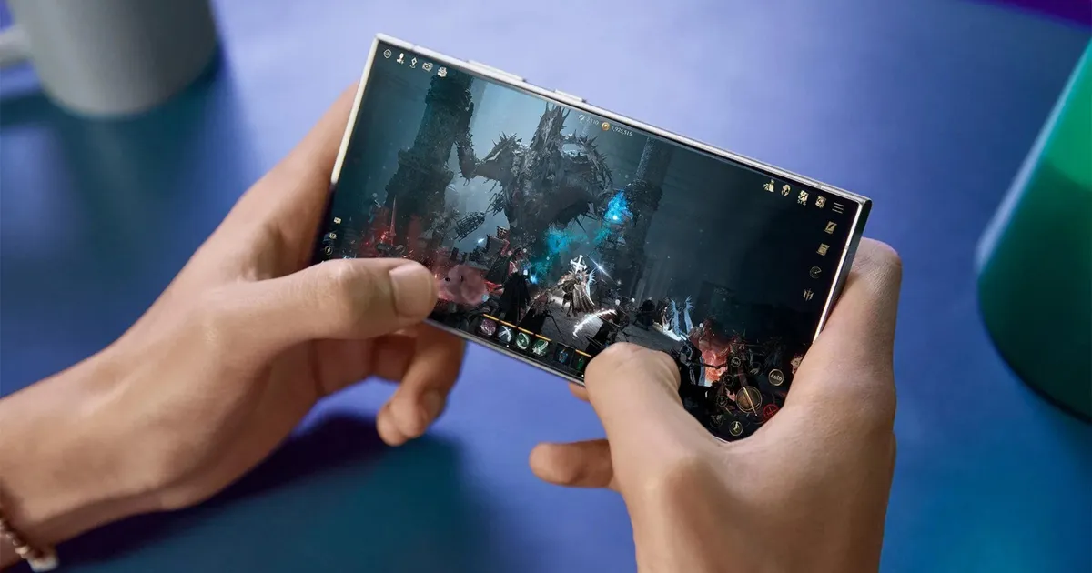  احتراق هاتف Galaxy S25 Plus