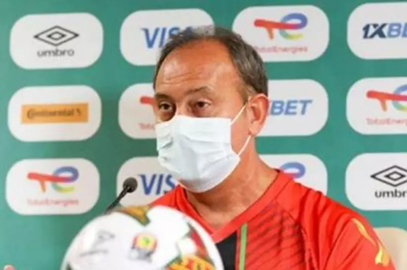 مدرب منتخب زيمبابوي ماريو مارينيكا