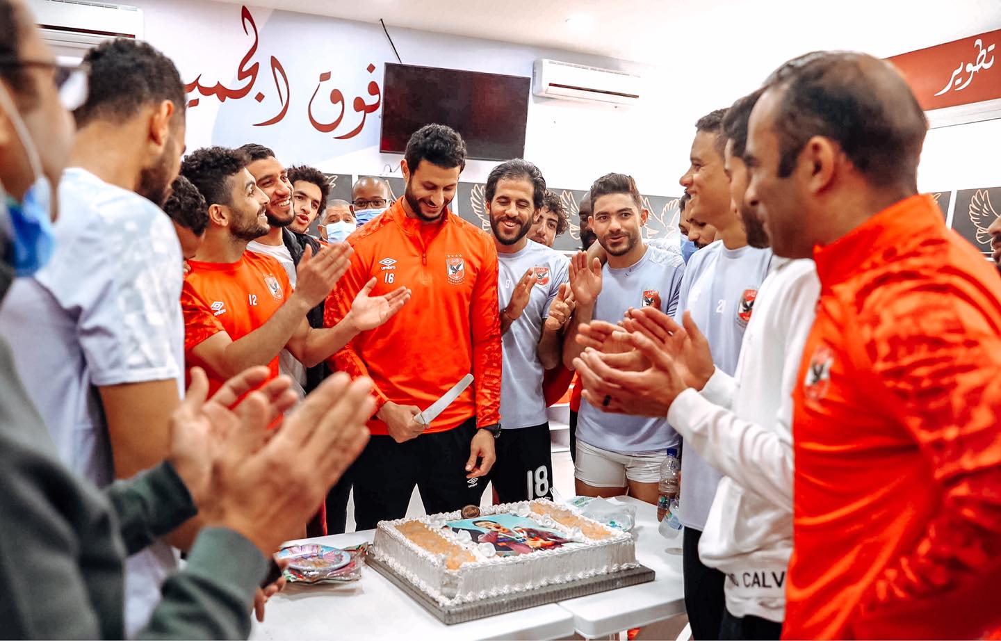 محمد الشناوي يحتفل بعيد ميلاده الـ37.. أيقونة حراسة مرمى الأهلي ومنتخب مصر