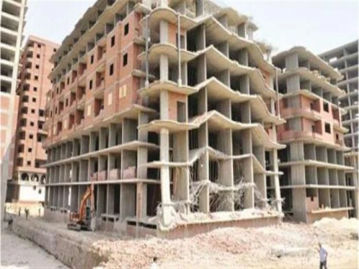 حملات إزالة مُكثقة لمخالفات البناء بمنطقة طيبة