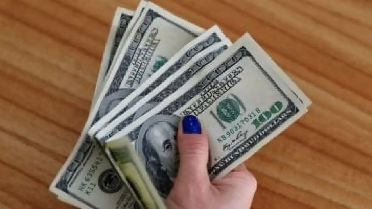 استقرار سعر الدولار أمام الجنيه المصري في مستهل تعاملات اليوم الاثنين 29 ديسمبر 2025