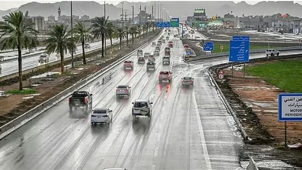 استمرار التقلبات الجوية في السعودية اليوم الأربعاء.. أمطار رعدية وبرودة شديدة