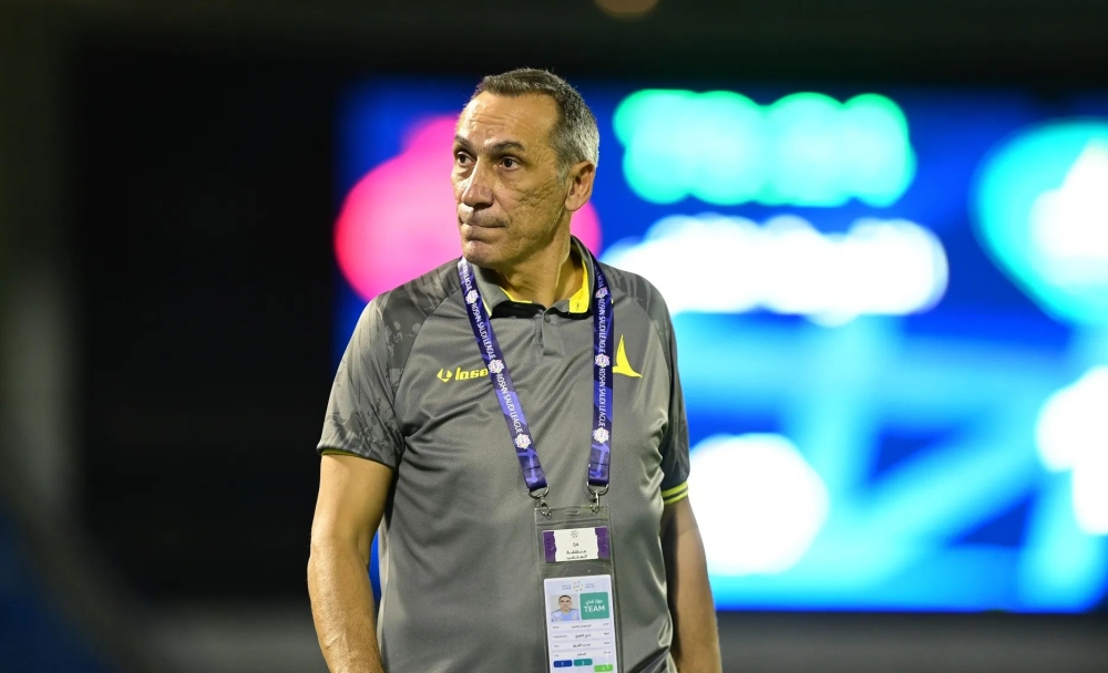 مدرب نادي الخليج السعودي اليوناني جورجيس دونيس