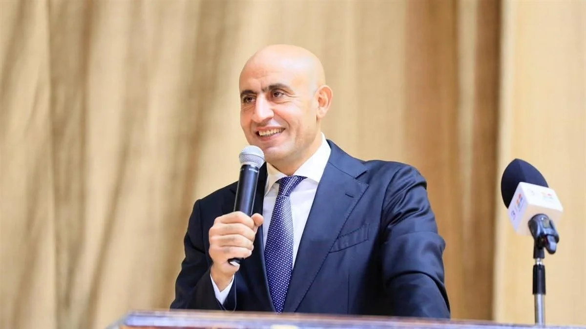 وزير التربية والتعليم يكشف خطة الوزارة لتطوير المناهج