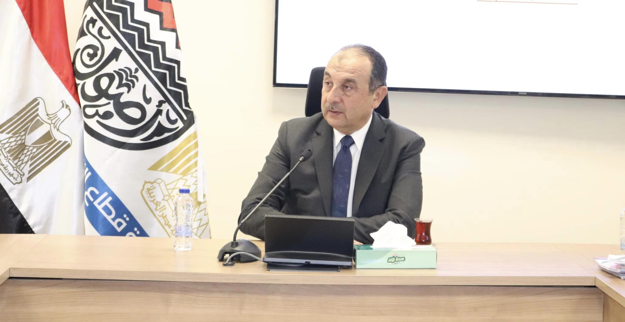 وزير قطاع الأعمال العام المهندس محمد الشيمي