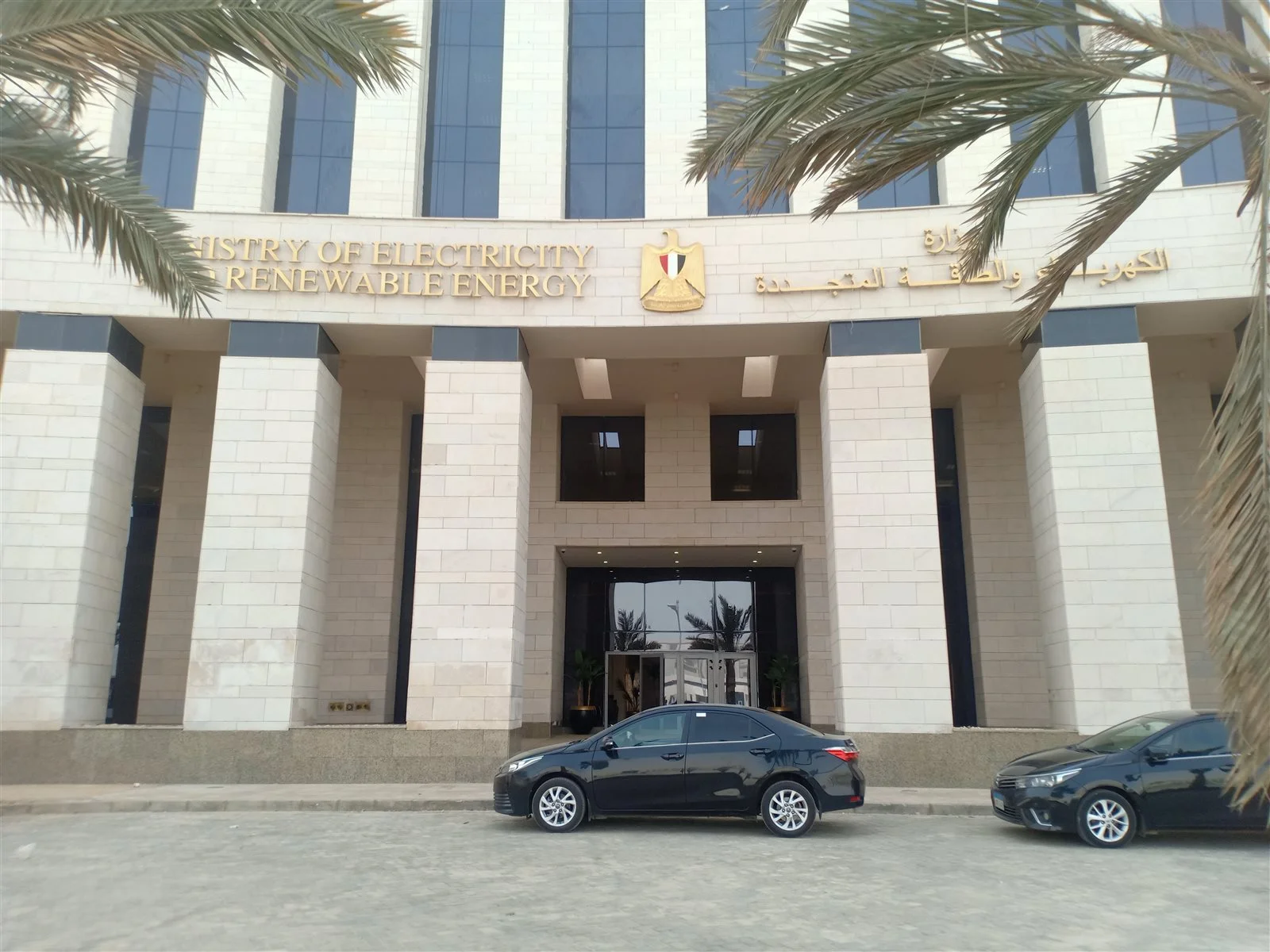 وظائف وزارة الكهرباء برواتب تصل إلى 15 ألف جنيه