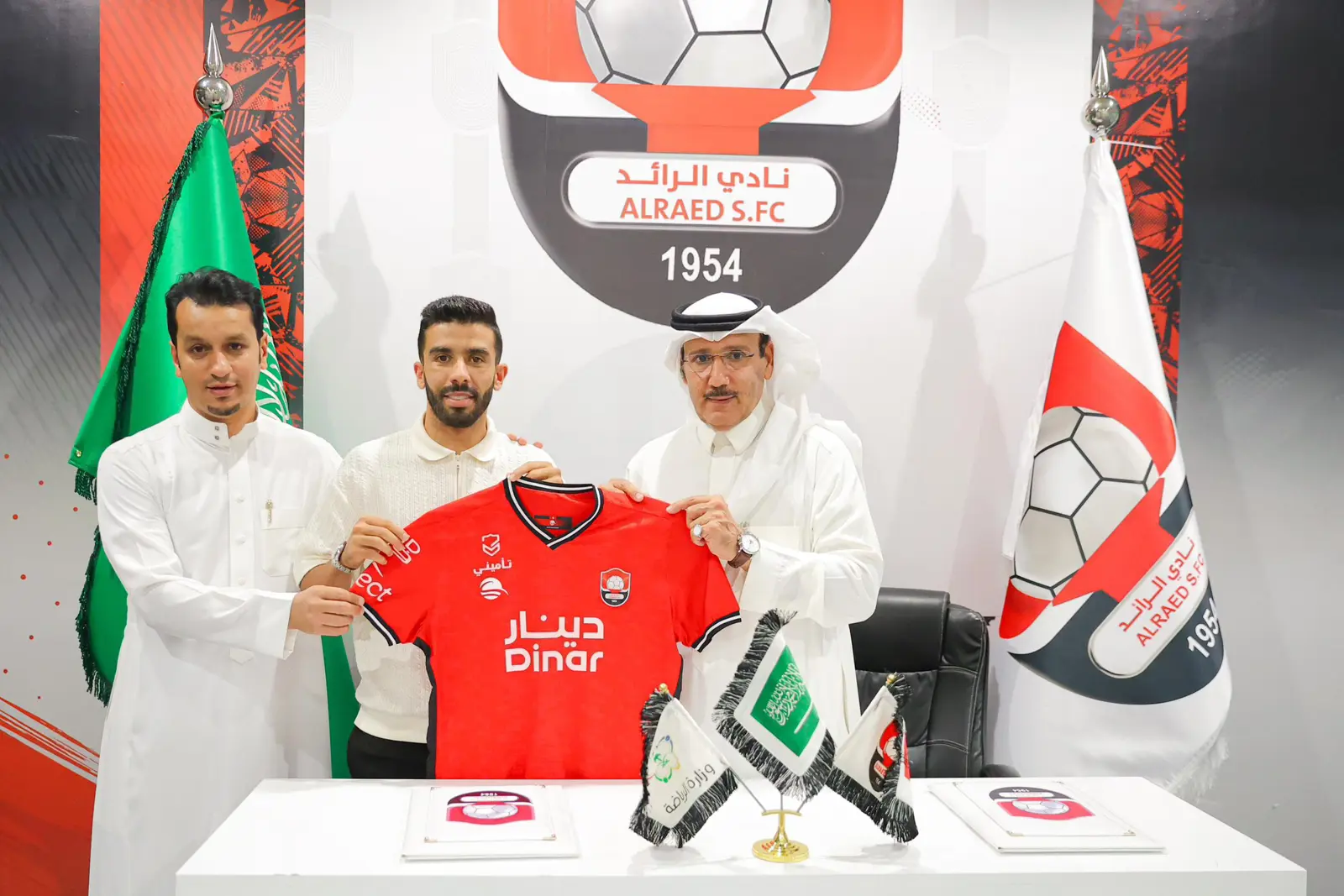 هل يمكن إقالة رئيس الرائد بعد نتائج الفريق المتذبذبة