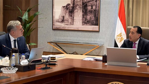 مدبولي يبحث مع وزير البترول ملفات التعاون الإقليمي ومشروعات توصيل الغاز ضمن «حياة كريمة»