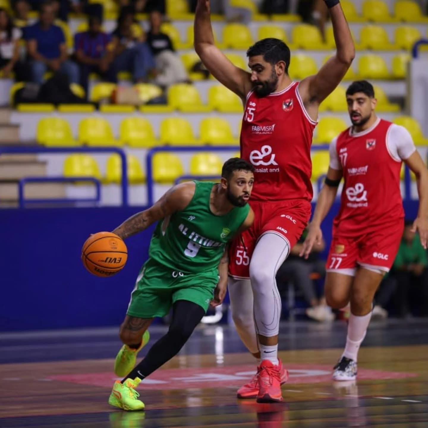 الأهلي يتوج بكأس السوبر المصري لكرة السلة بعد مواجهة مثيرة أمام الاتحاد السكندري