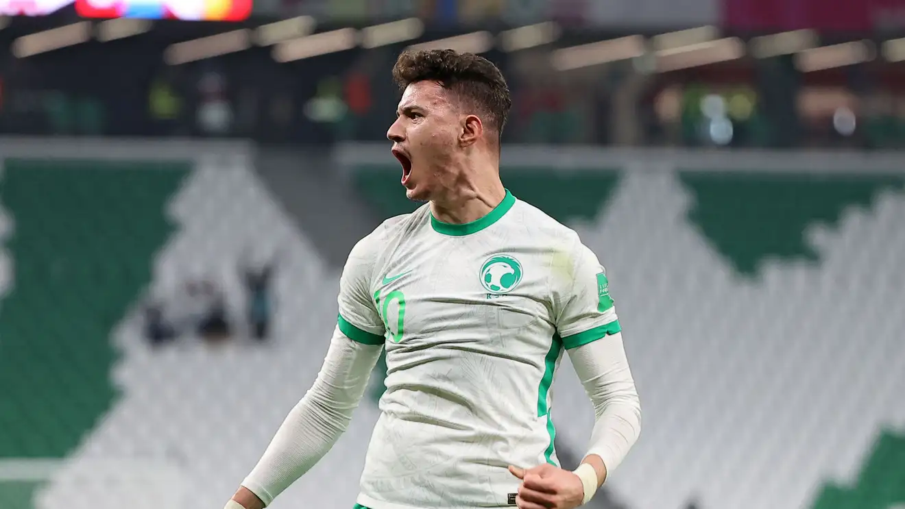 تصريحات مثيرة من إعلاميين بعد إضاعة السعودية ركلة جزاء