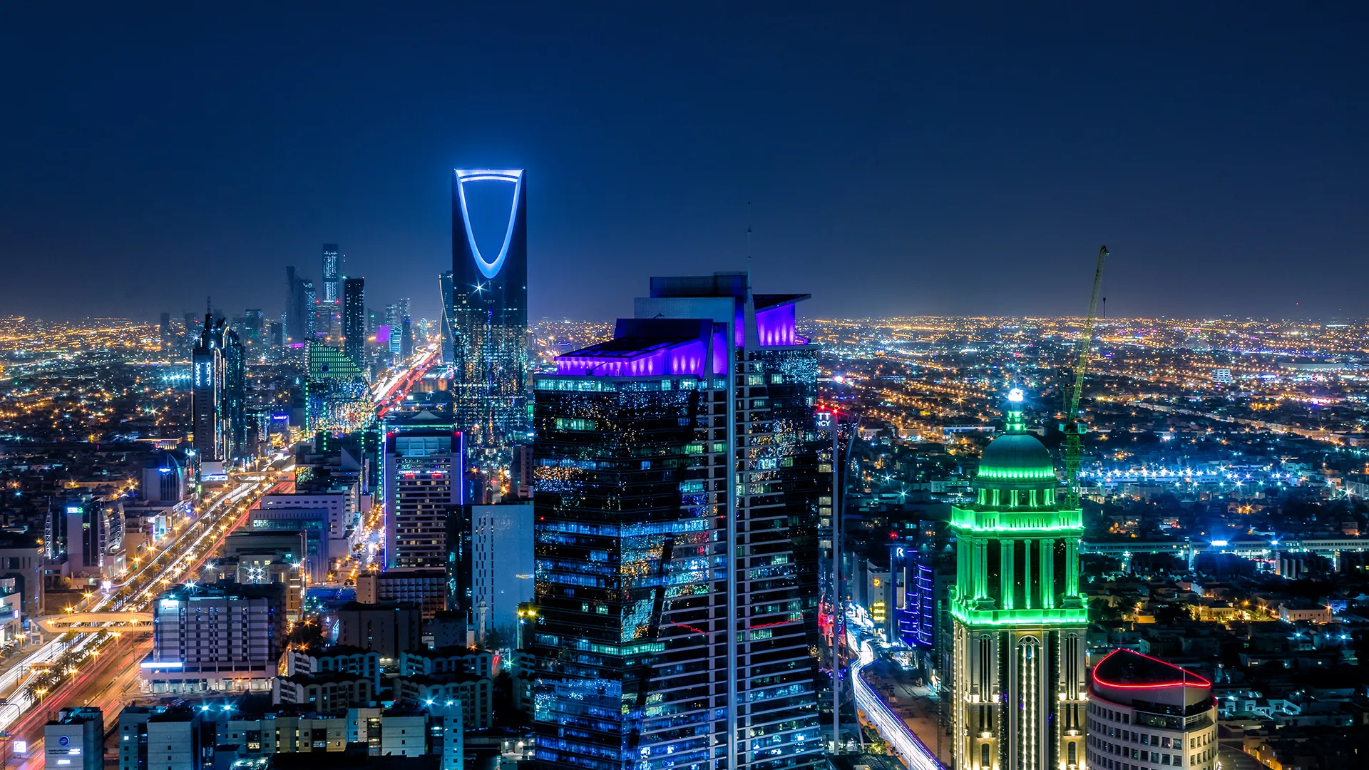 تصريحات اقتصادي عن قرارات السعودية الاقتصادية في 2025