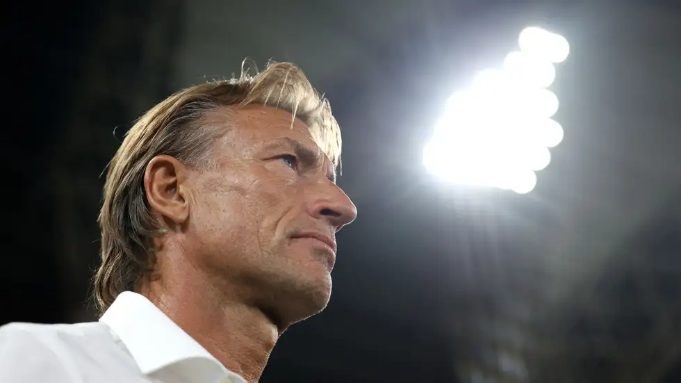 بن مساعد يرشح مدربين للمنتخب السعودي في حال رحيل رينارد