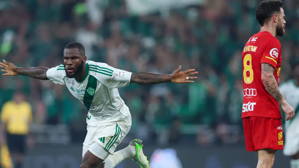 قانوني يكشف سبب رفض احتجاج القادسية على الأهلي