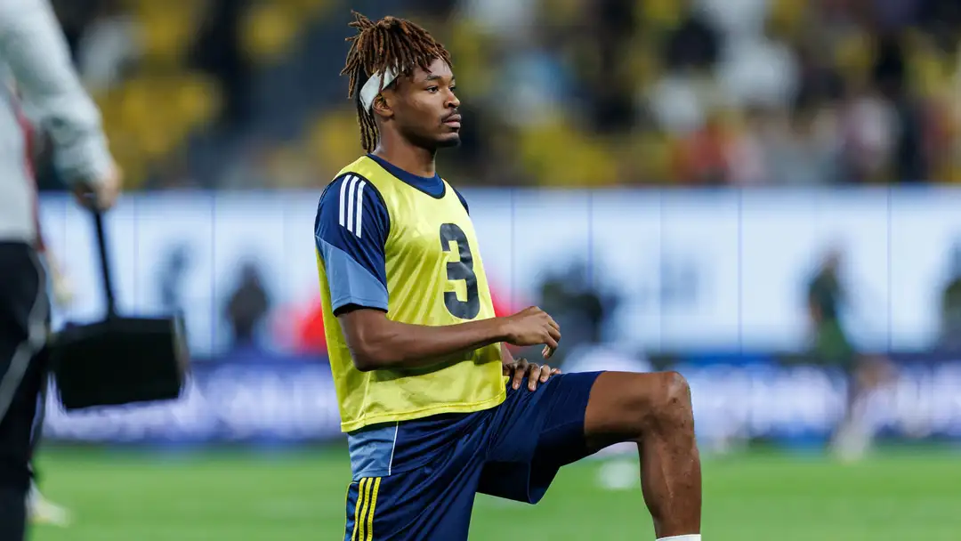 سيماكان يرد على عروض الرحيل