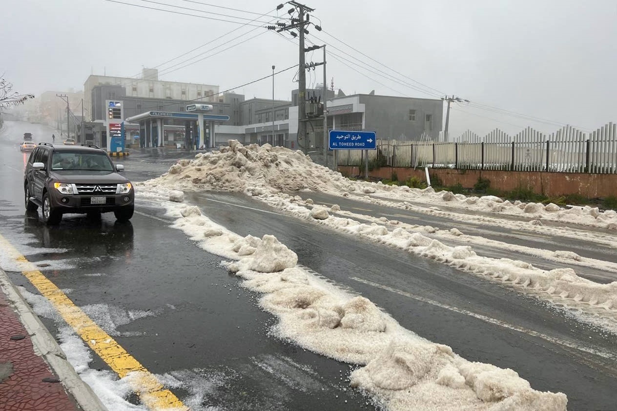 طقس السعودية اليوم الخميس.. أمطار رعدية وانخفاض في درجات الحرارة