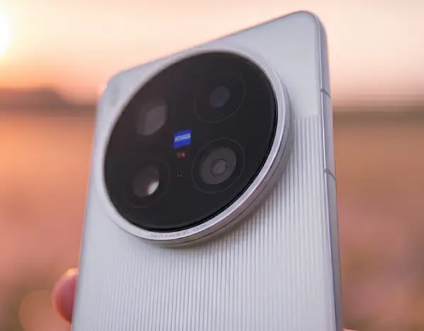 مقارنة بين الهواتف المرتقبة في 2026