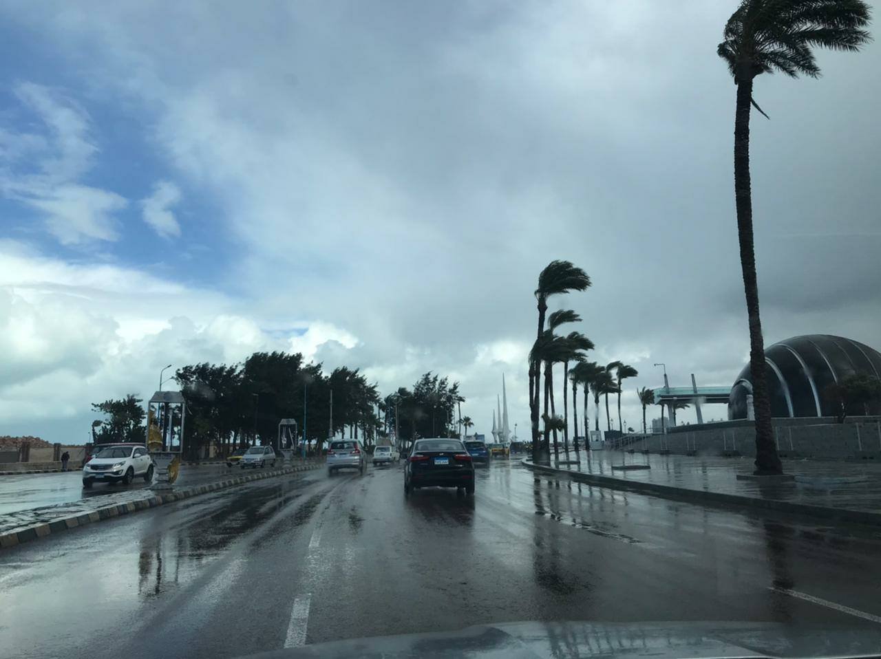 كتلة هوائية باردة تضرب أجواء المملكة.. انخفاض حاد في الحرارة ورياح نشطة على 7 مناطق