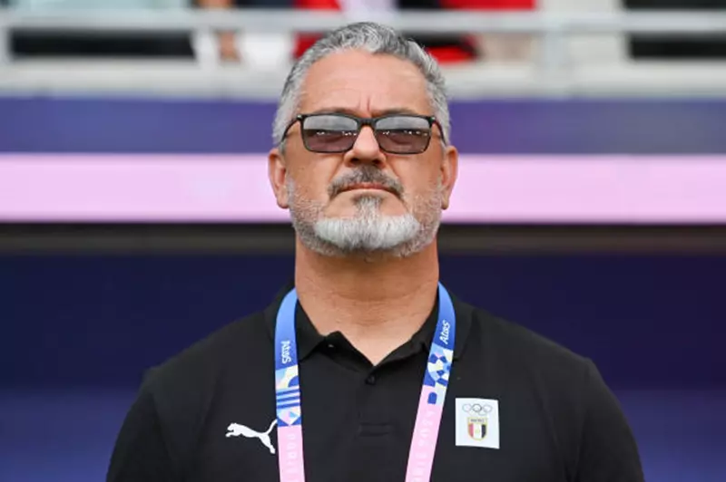 ميكالي ينهي الجدل بشأن فترته مع المنتخب المصري