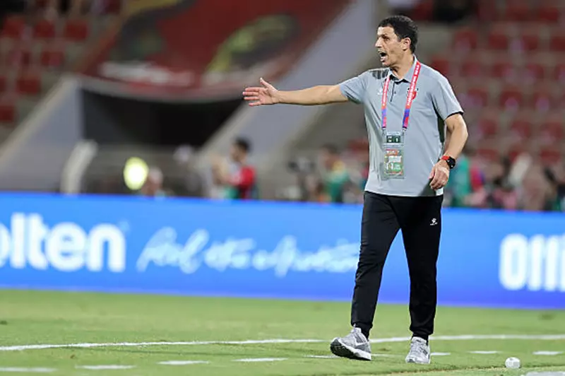 تصريحات مثيرة من مدربي الإمارات والكويت