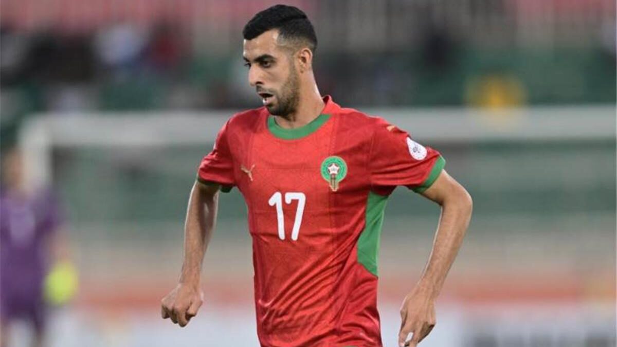 الأهلي يقترب من حسم صفقة يوسف بلعمري في الانتقالات الشتوية