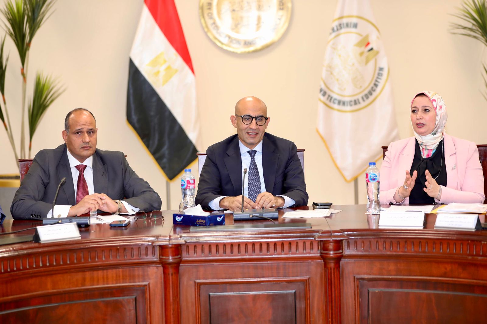 السيد وزير التربية والتعليم