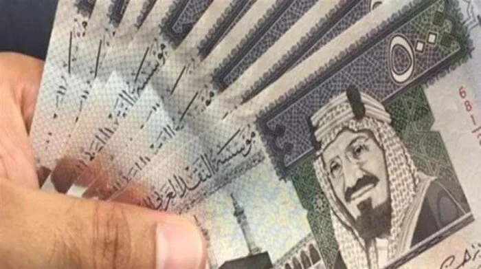 سعر صرف الريال في البنوك المصرية