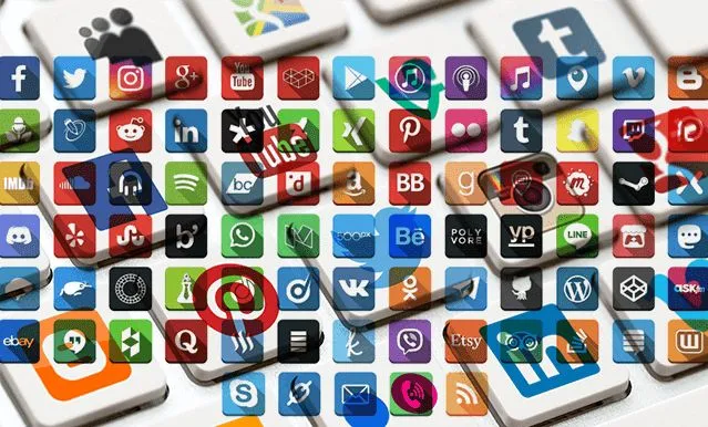 12 تطبيق تخترق الهواتف وتسرق رسائل الواتساب