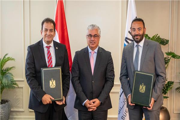 عقد لإقامة مصنع لصناعة ملصقات المنسوجات بالتعاون مع شركة تركية