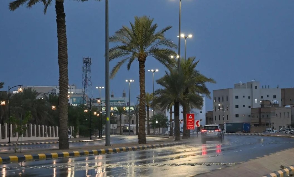طقس الجمعة في السعودية.. أمطار ورياح وضباب على أجزاء من 8 مناطق