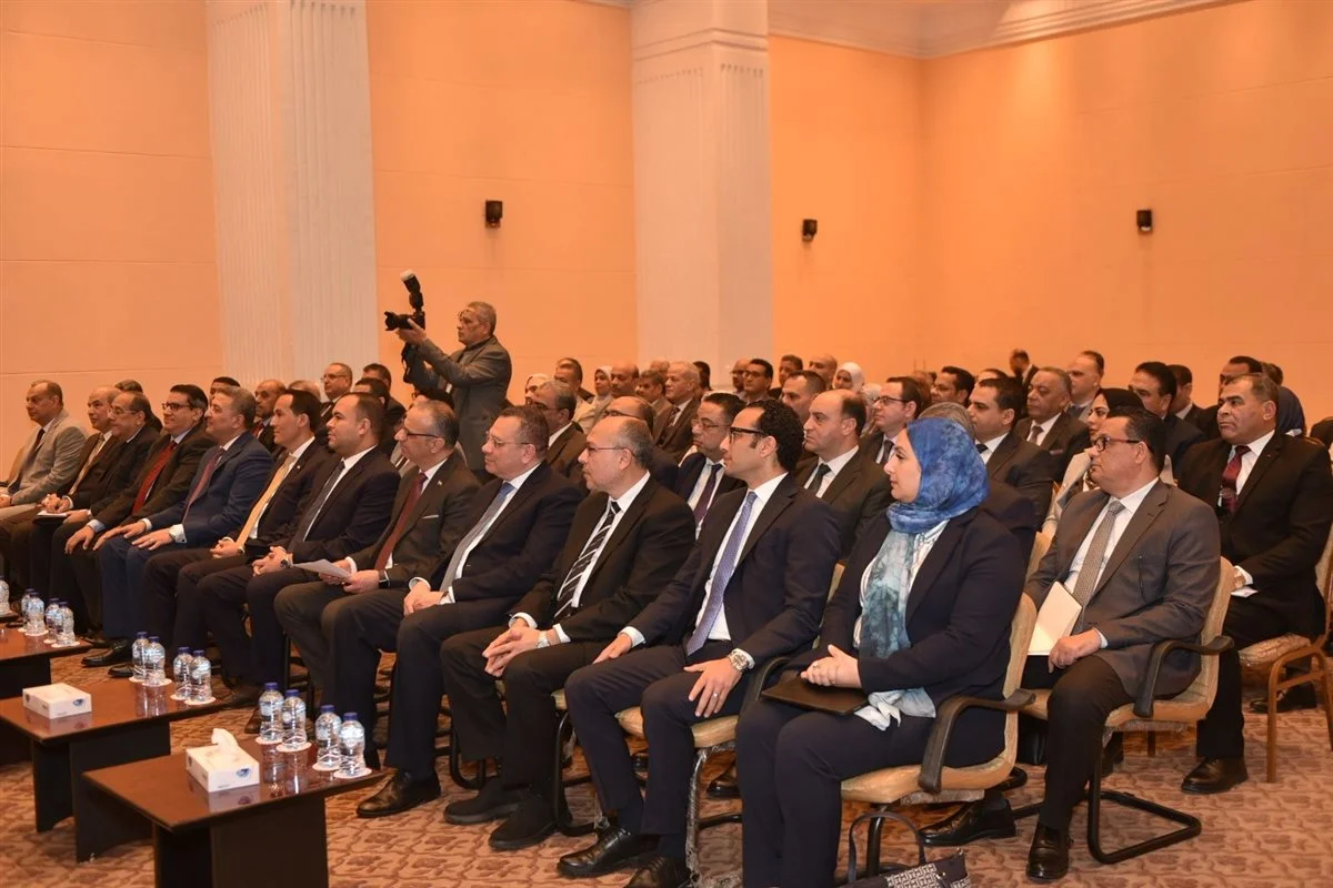 وزير التموين المصري يوجد بضبط الأسواق والأسعار بشكل عاجل