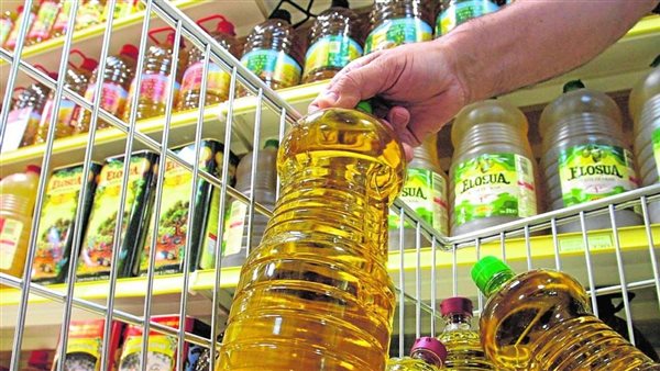 أسعار الزيت اليوم الأحد 4 يناير 2026.. عباد الشمس والذرة في الأسواق