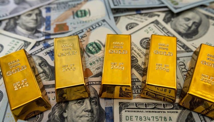 أسعار الذهب في السعودية تستهل تعاملات الاثنين بثبات نسبي وسط ترقب عالمي