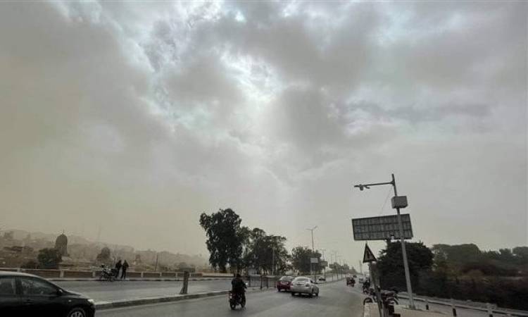 الأرصاد تحذر: أمطار على السواحل الشمالية وشبورة كثيفة واضطراب بالملاحة