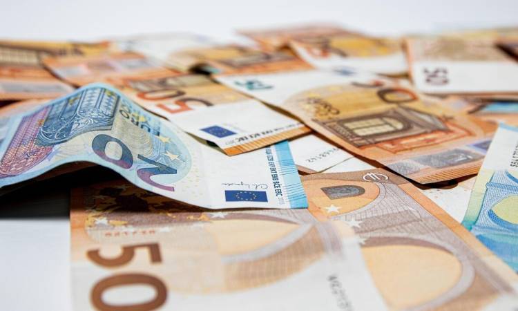 استقرار سعر اليورو في البنوك المصرية اليوم الأحد 4 يناير 2026
