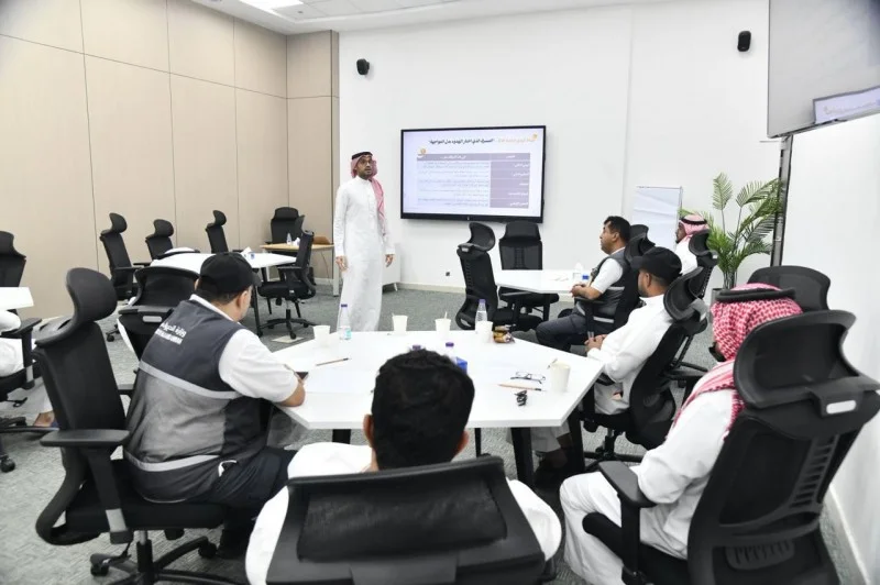 جامعة أم القرى تطلق برنامج تدريب المراقبين ضمن مبادرة رافد الحرمين