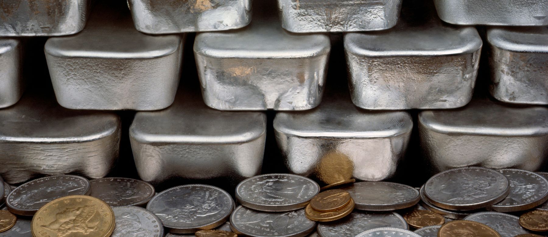 الفضة تتجه نحو موجة صعود قوية