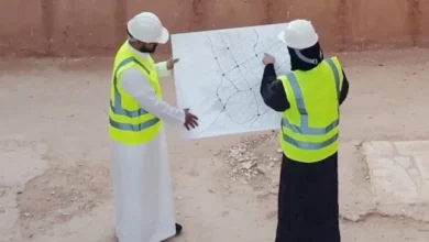 وزارة الموارد البشرية تعلن رفع التوطين إلى 30% للهندسة و70% للمشتريات مع زيادة الأجور