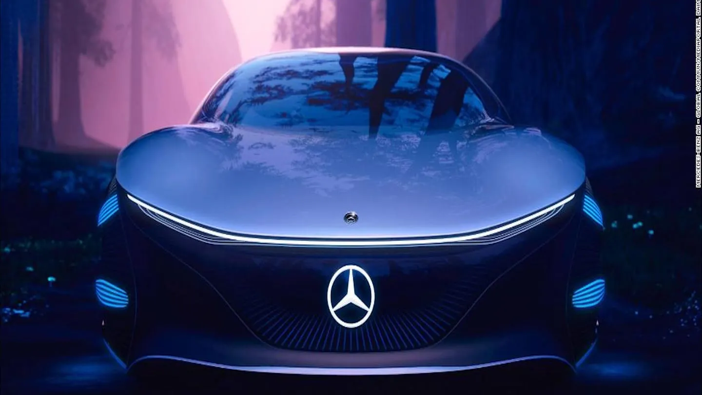 مرسيدس تخطط لبيع جزء من حصتها في “دايملر تراك”