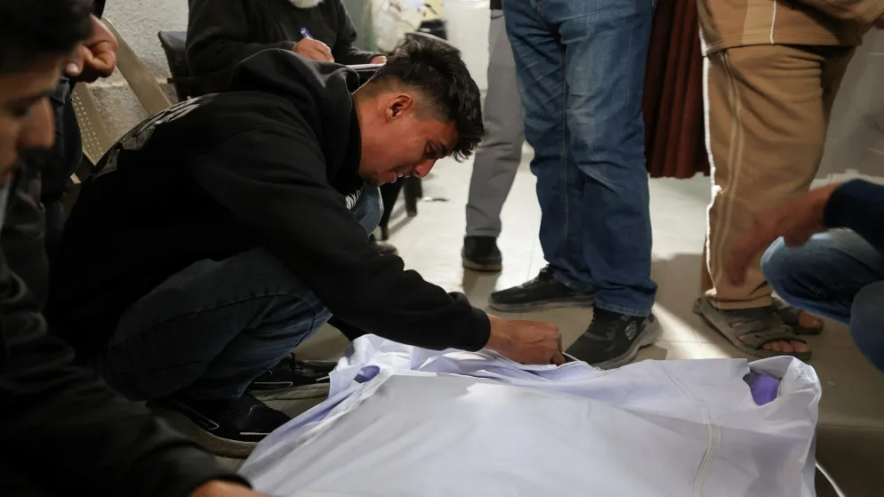 تأجيل جهاز الذكاء الاصطناعي من جوني آيف