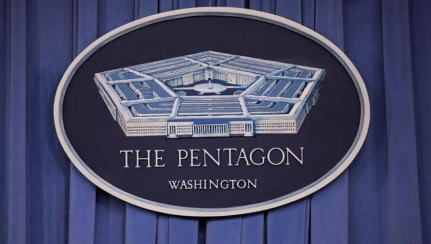 البنتاغون يضغط لرفع قيود الذكاء الاصطناعي على الشبكات السرية